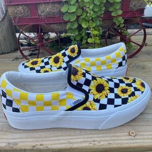 Vans Sunflower Dreams Black & Yellow Checkerboard Platform slip on, s7.5 women